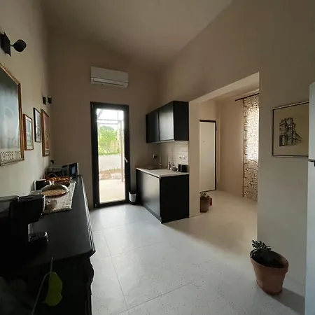 Monstera Sicilianexperience Bed & Breakfast San Corrado di Fuori